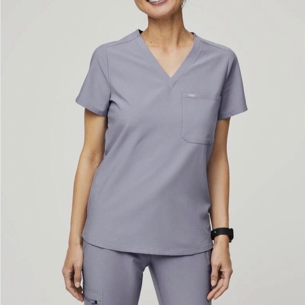 Figs Vapor Blue Space Dye Catarina one-pocket scrub top - Small